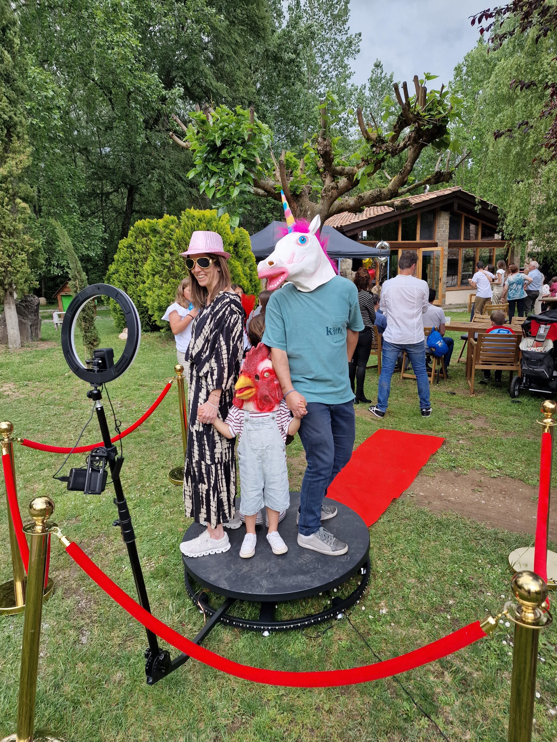 Vídeo 360 con máscaras de atrezzo